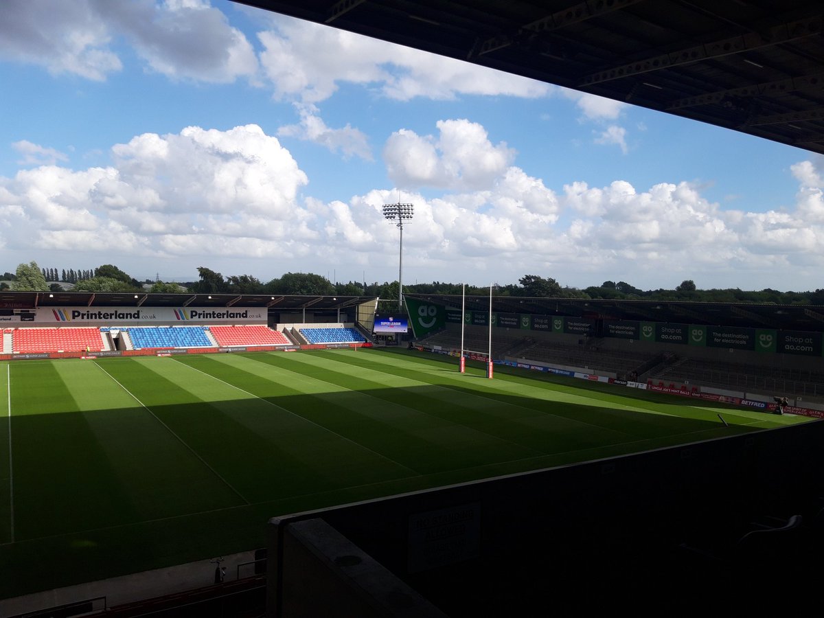 Looking forward to hosting with <a href="/amandamarsh2016/">Amanda-marsh</a> and <a href="/HarrietTrail/">Harriet Trail</a> as match sponsors for <a href="/SalfordDevils/">Salford Red Devils 👹</a> v <a href="/WiganWarriorsRL/">Wigan Warriors 🍒⚪️</a> supporting <a href="/HeroesCic/">Healthier Heroes CIC</a> for #armedforcesday