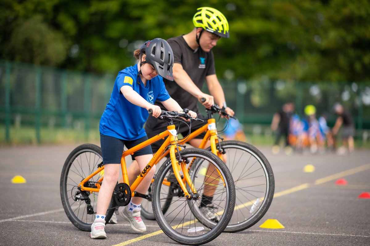 NorthHertsSSP's tweet image. Well, this was fun!! 

🎽 Athletics 
🚲 Cycling
🪩 Dance
🏀 Wheelchair Basketball

@Herts_DSF @ImaginationDCIC @KT_school 

Huge thanks to @GregoryOwain for getting some brilliant snaps of the morning 📷🤩 

#B2022