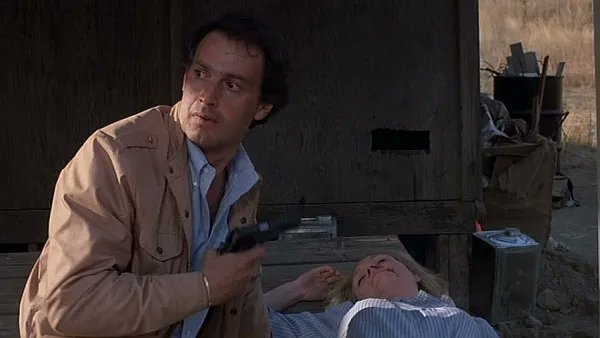 whenmartindied's tweet image. “How are you going there Robert (#MichaelDurrell)?
“Oh getting there.”
#vhasverybritishproblems #v #vtheoriginalseries