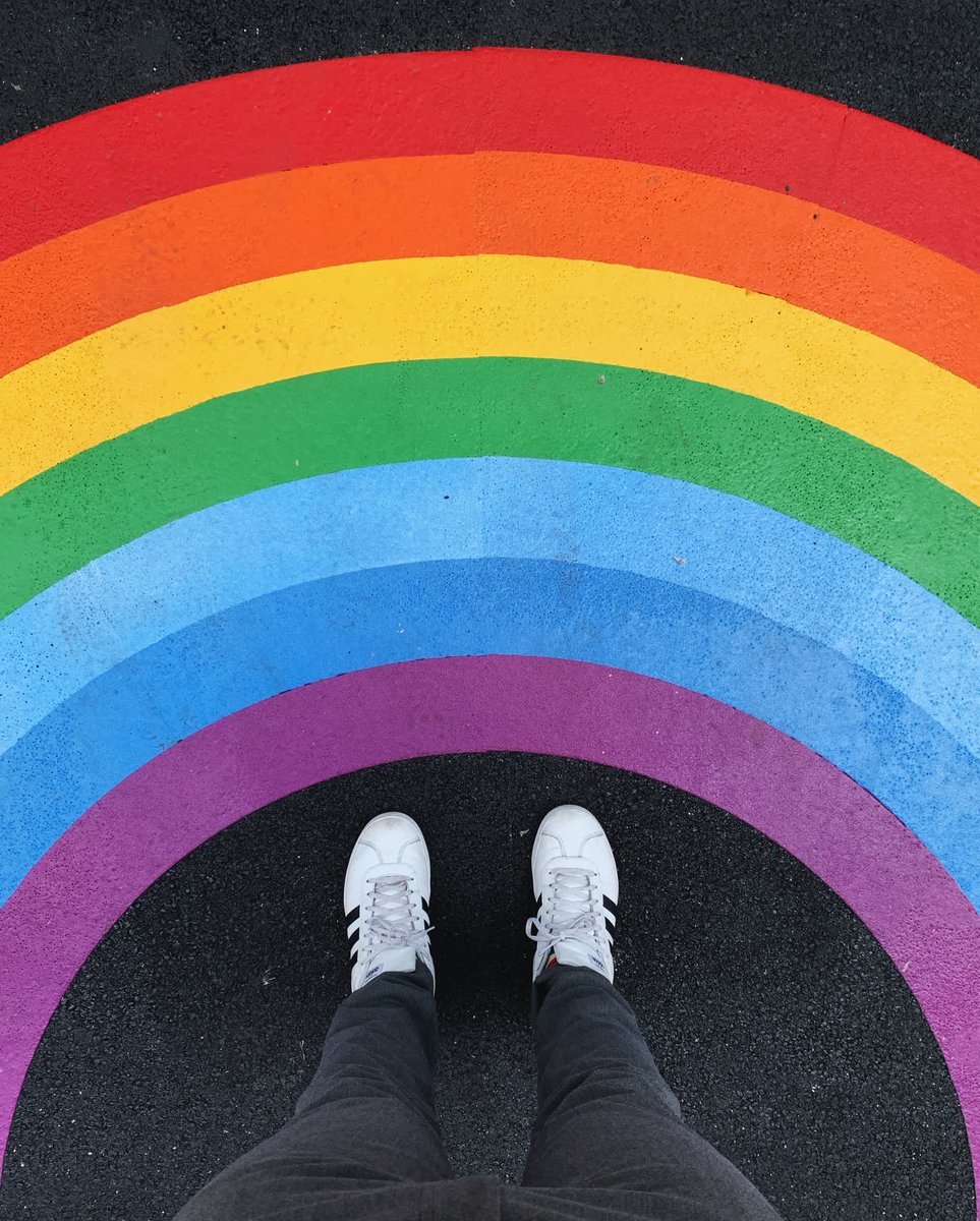 YMCA_Saskatoon's tweet photo. This is your daily reminder to be mindful of 𝕡𝕣𝕠𝕟𝕠𝕦𝕟𝕤! 🌈
While it may not mean much to some, for others its basically their identity #DoYourPart #Pride #June2022 #YMCASaskatoon #BeMindful 💜 https://t.co/wKPkylEjcV