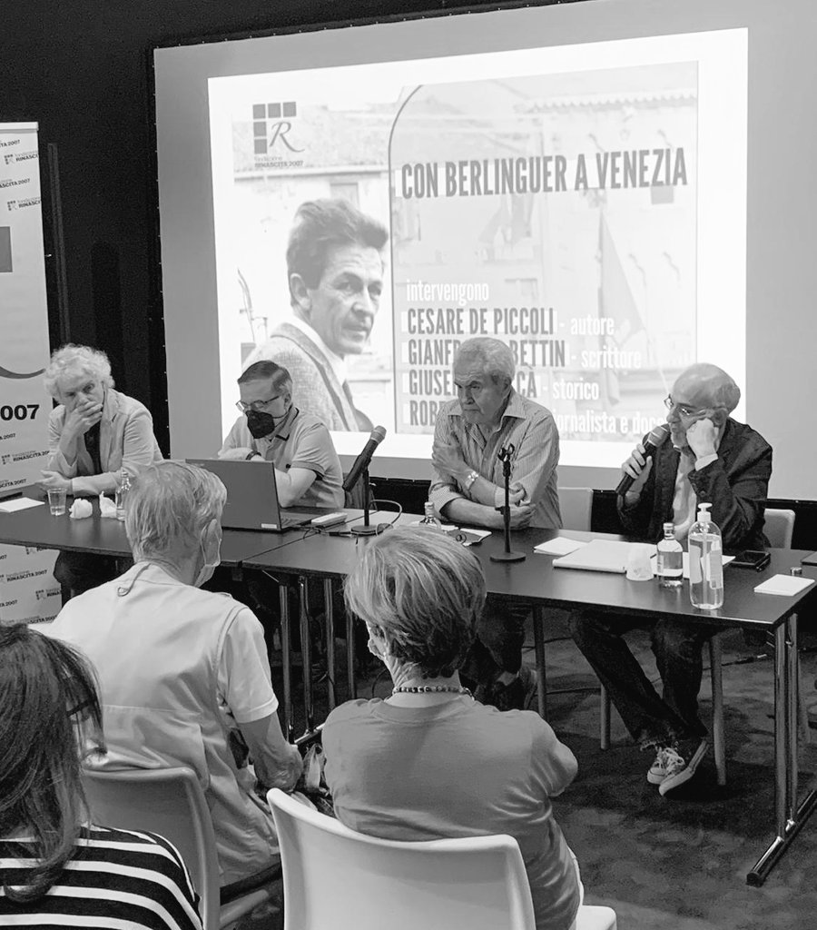 FR2007venezia's tweet photo. a #Mestre con #Berlinguer. Grazie alle riflessioni di @FrederickRolfe @bettin2015 @Reale_Scenari e all'ospitalità di @M9museum. 
#100anniBerlinguer #politica 
@dferrazza
@IveserVenezia @TurcoLivia @FgPellicani @pbersani @striscia_rossa @MassimoCarlotto @ https://t.co/qxbTMz415U
