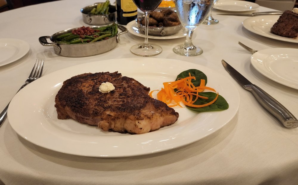 Primesteaks's tweet photo. Arthur's Prime Dry-Aged Ribeye with your favorite sides makes for a great Friday Night  Call 821-1838 for Reservations https://t.co/cl904KzwEz