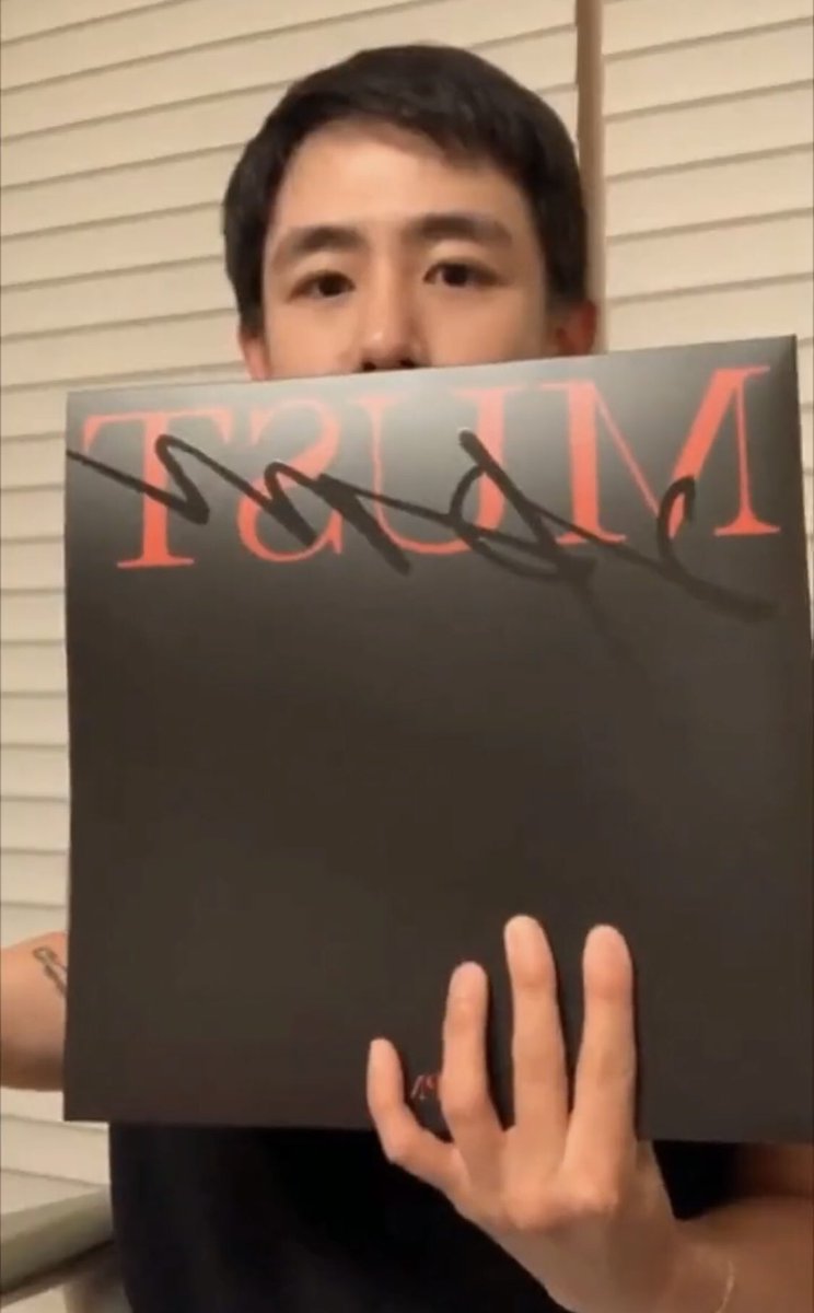 Renee_2pmWoo's tweet photo. A KhunWoo MUST LP 🧵🥹❤️💙
#2PM #투피엠 #MUST_LP
#WOOYOUNG #우영 #장우영
#쿤우 #NICHKHUN #닉쿤 #尼坤 https://t.co/Fxmw11mnPn