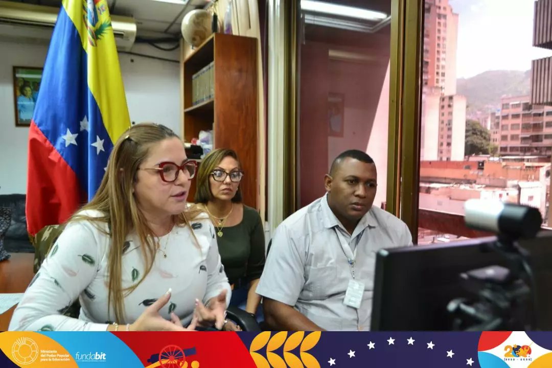 leivi24's tweet photo. #Fundabit videoconferencia con los coord. estadales para hacer seguimiento del 1x10 del buen gobierno y de los #Cbit de cada estado, siguiendo las instrucciones del la MPPE @_laavanzadora orientadas por el Gob del Pdte @NicolasMaduro
#VenezuelaYTurquiaJuntas 
#somosfundabit https://t.co/gGr3uRFa4V