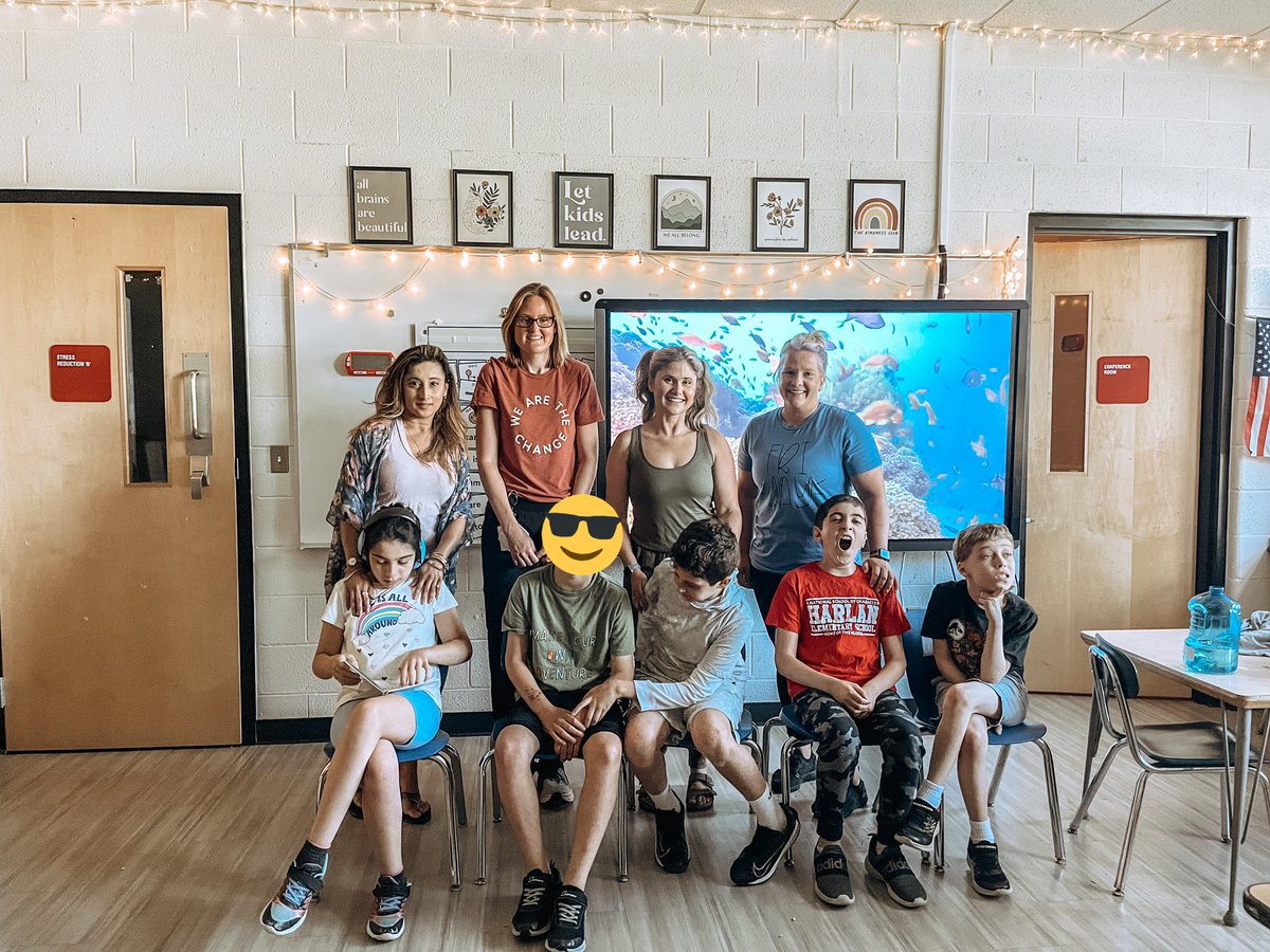 And just like that, the 2021-2022 school year has come to an end! Our 5th graders are headed to middle school in the fall! In room 109: you are strong, you are smart, you are loved, and you are amazing. We will miss you! ❤️