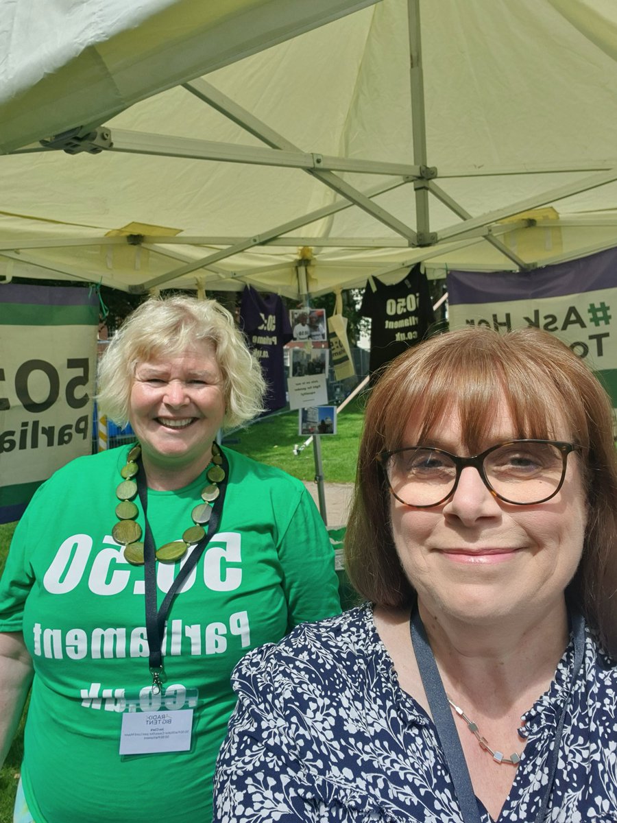 Loving the @5050Parliament stall at #BigTentBristol22. Great to see @josclark6 Cllr & Former Lord Mayor too!! @5050AHTS @cwosouthwest @cwowomen @Conservatives @Women2Win