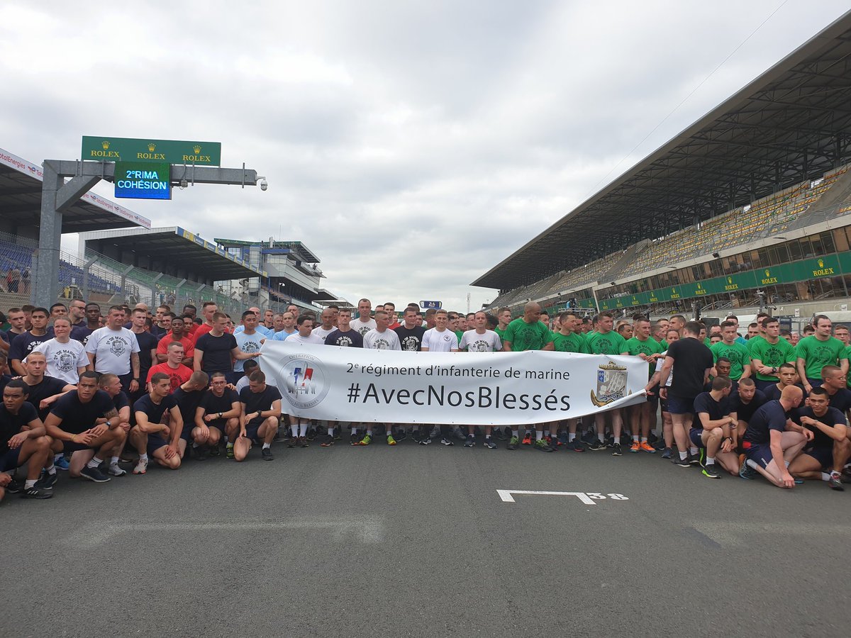 Agence_ID's tweet photo. L'@Agence_ID aux côtés du @2eRIMa lors de la course au profit des blessés de @Armees_Gouv à l'occasion des @24hoursoflemans 💪
#NotreDefense #AvecNosBlessés #CohesionDefense #2eRIMA https://t.co/7FOC8tqZ9K