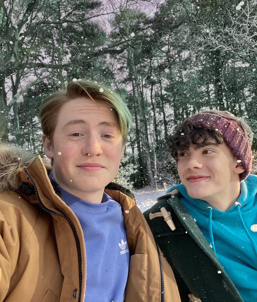 happyroyals's tweet photo. publicaron las fotos en la nieve
PUBLICARON LAS FOTOS EN LA NIEVEE https://t.co/Isd5JYALuz