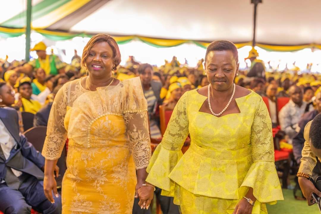 Mama Rachael Ruto and Bishop Dorcas Gachagua looking fabulous during Kenya Kwanza Women Charter!!!

Women of substance!!
#KenyaKwanzaLadiesFirst!!