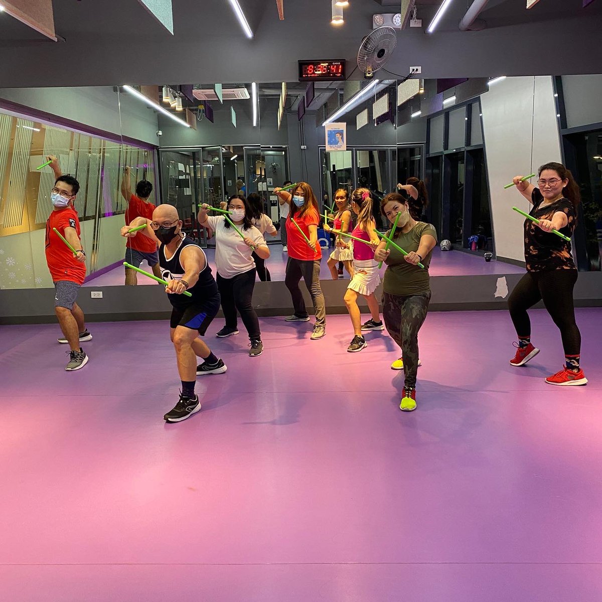 CJEdmunds1's tweet image. Next Friday again at @AnytimeFitness 💚👟💚

#Pound #PoundClass
#AnytimeFitness
#FitnessJourney