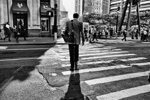 literlandweb1's tweet photo. "Nuestro problema como sociedad es que no conversamos. No conversamos porque tenemos ideologías, estamos aferrados a cierto modo de pensar y no reflexionamos".
Humberto Maturana 
📷Tom Roeleveld https://t.co/LJSG1OxuTr