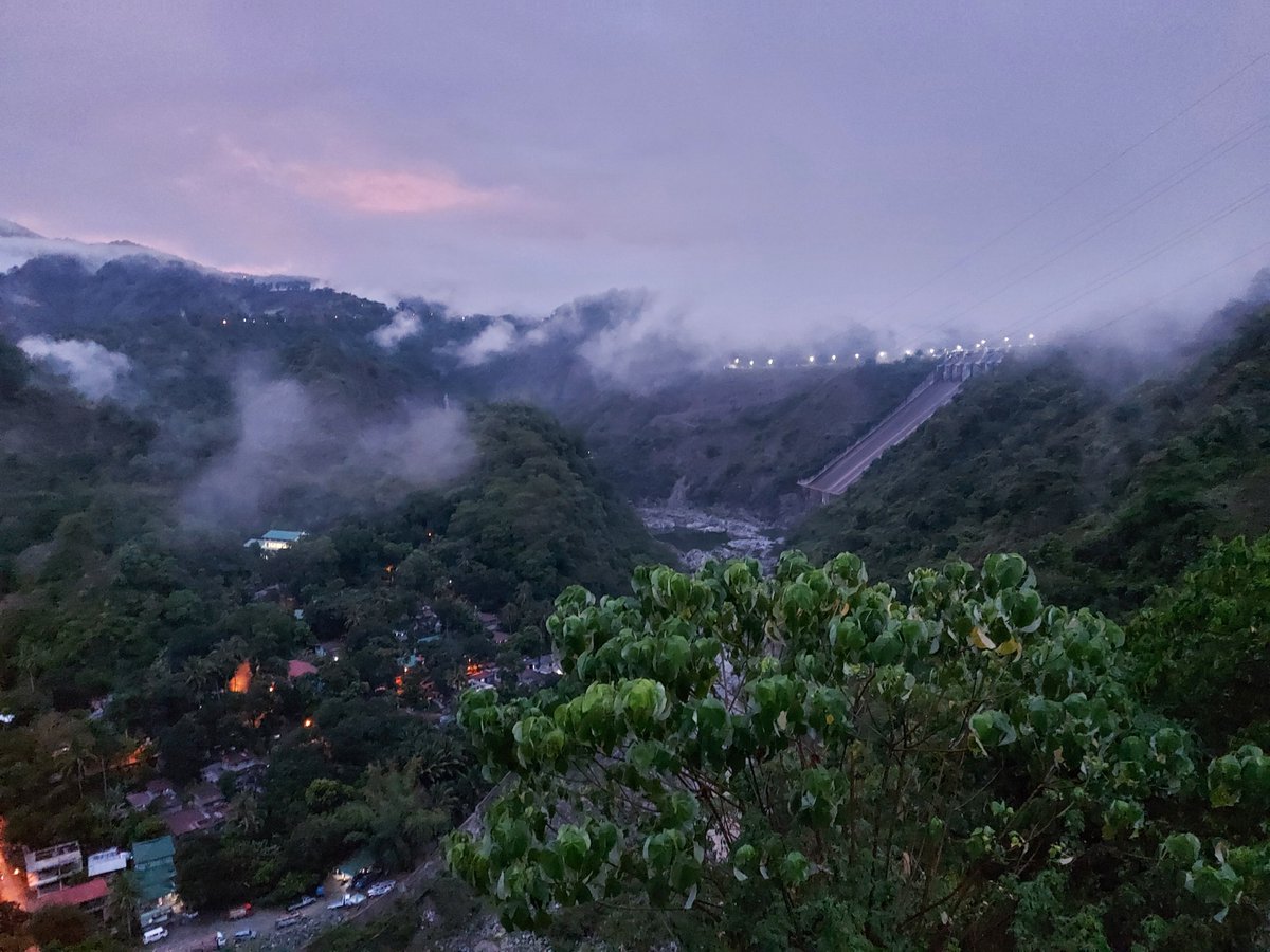 igorotop's tweet photo. Mayat man nga ag chill dituy uray sagpaminsan lang.

🗺 Ambuklao Dam View Deck https://t.co/pIN53WBXTf