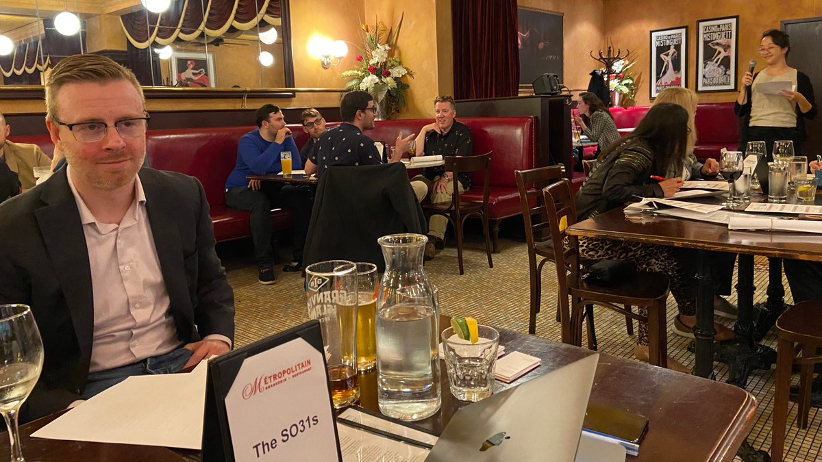 politicoottawa's tweet photo. 80+ #cdnpoli trivia nerds walk into a bar ... 

See Friday's Ottawa Playbook for what happened next at our live trivia event at @MetroBrasserie_ hosted by @ziannlum + @TaylorVaisey 
https://t.co/8iMHhTmsrk https://t.co/vDpAatzIIV
