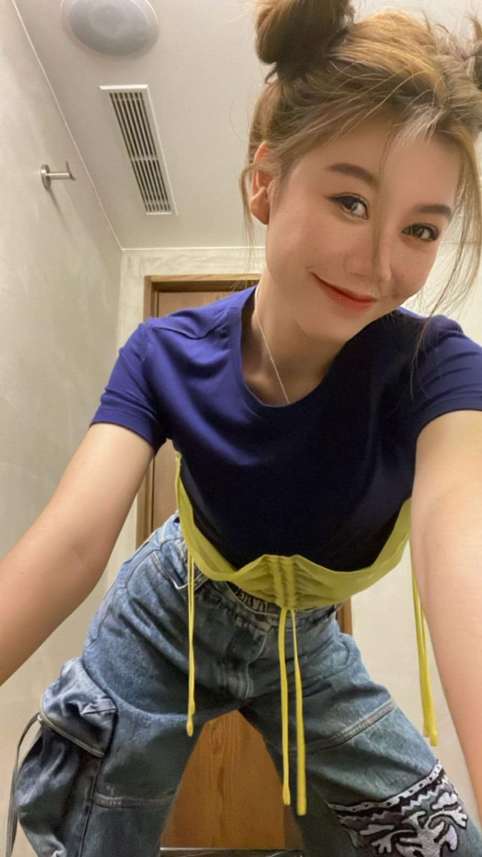 fenxiangmein's tweet photo. #蔡恩雨 #射屏 #射頻 #顏射 #射精 #意淫 #淫蕩 #騷貨 #羞辱 #婊子 #欠射 #欠幹 #美女 #女神 #馬來西亞 #反差婊  #打飛機 #cumtribute https://t.co/48oIz67PYW