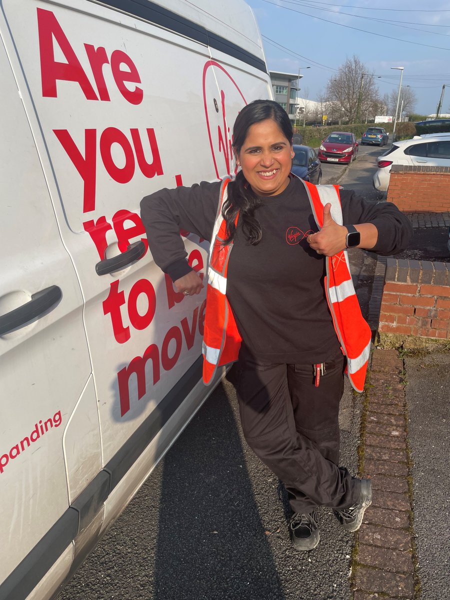 VMO2Life's tweet photo. Field Engineer Priyanka Tiwari shares with us the career challenges she faced and why, in a dream world, she'd love for her daughter to be part of a #STEM role at Virgin Media too ๐คโ.
https://t.co/tcmppHkJQ4
#CreatingPersonalExperiences #WomenInSTEM https://t.co/PFyN2zUkGS