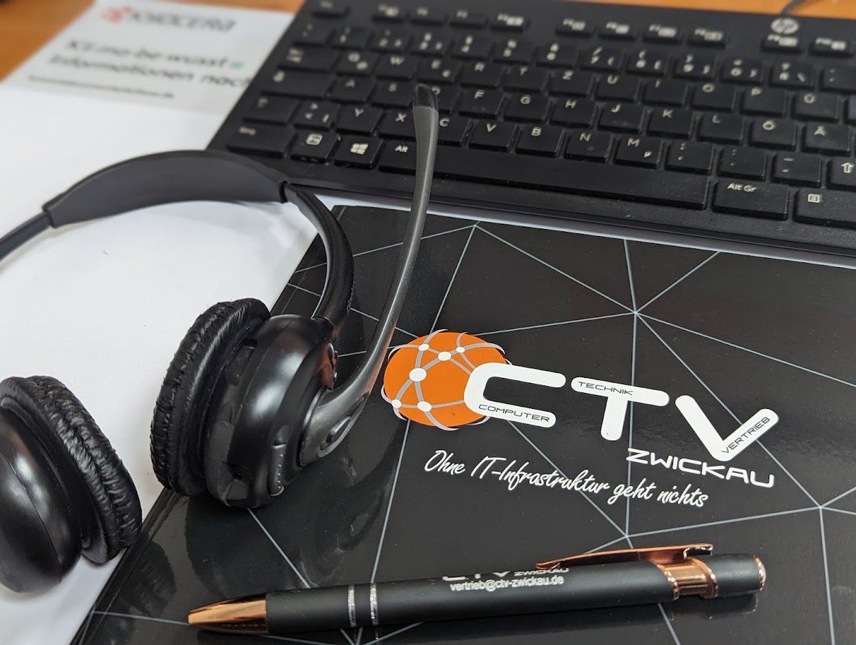 CTVZwickau's tweet photo. 🎧📞📝
#support #kundendienst #it #computer #technik #vertrieb #ctv #ctvzwickau #ohneitinfrastrukturgehtnichts https://t.co/V0Ofjexov5