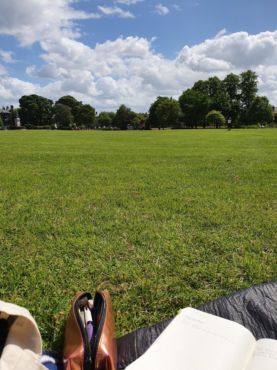 crancomms's tweet photo. Afternoon Office.
#mumlife #selfrmployed #entrepreneur #parklife #scottishsunshine https://t.co/tNfTWllPCU