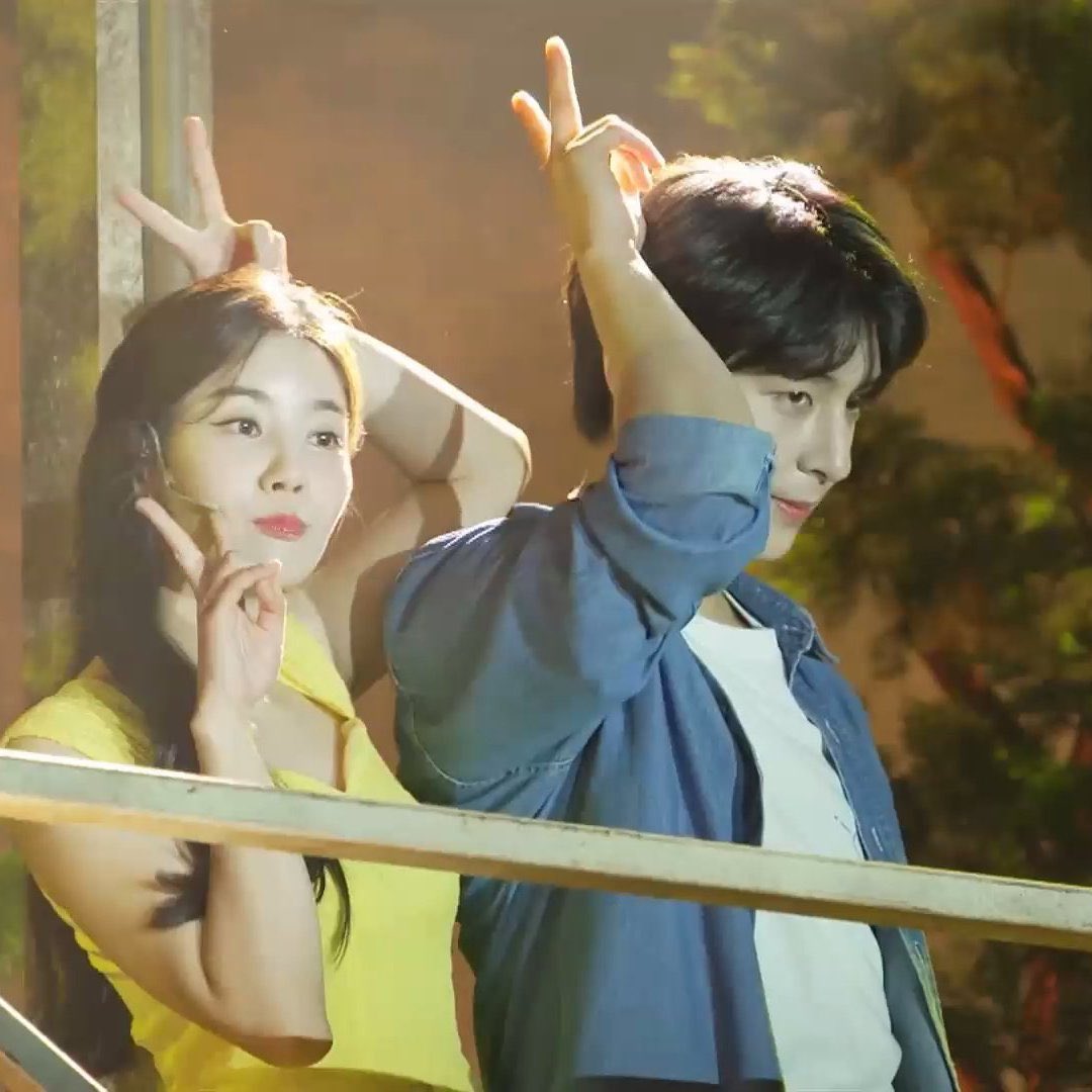googoosz's tweet photo. from the awkward one to the playful side of #Eunyoon , Thankyou for giving us this memories that we won’t forget Sungyoon Eunbi ! 🥺💖 #울림두토끼_다음에또만나자 https://t.co/cFDDeYJaZ0