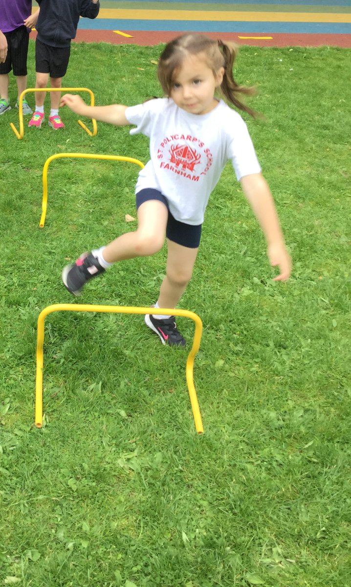 EyfsPolycarps's tweet photo. Yesterday we hosted local schools for a fantastic afternoon of multi skills. It was a 10/10 for us! @PolycarpSchool 🥎🏅@allhallows_pe https://t.co/TTzvhXPN9u