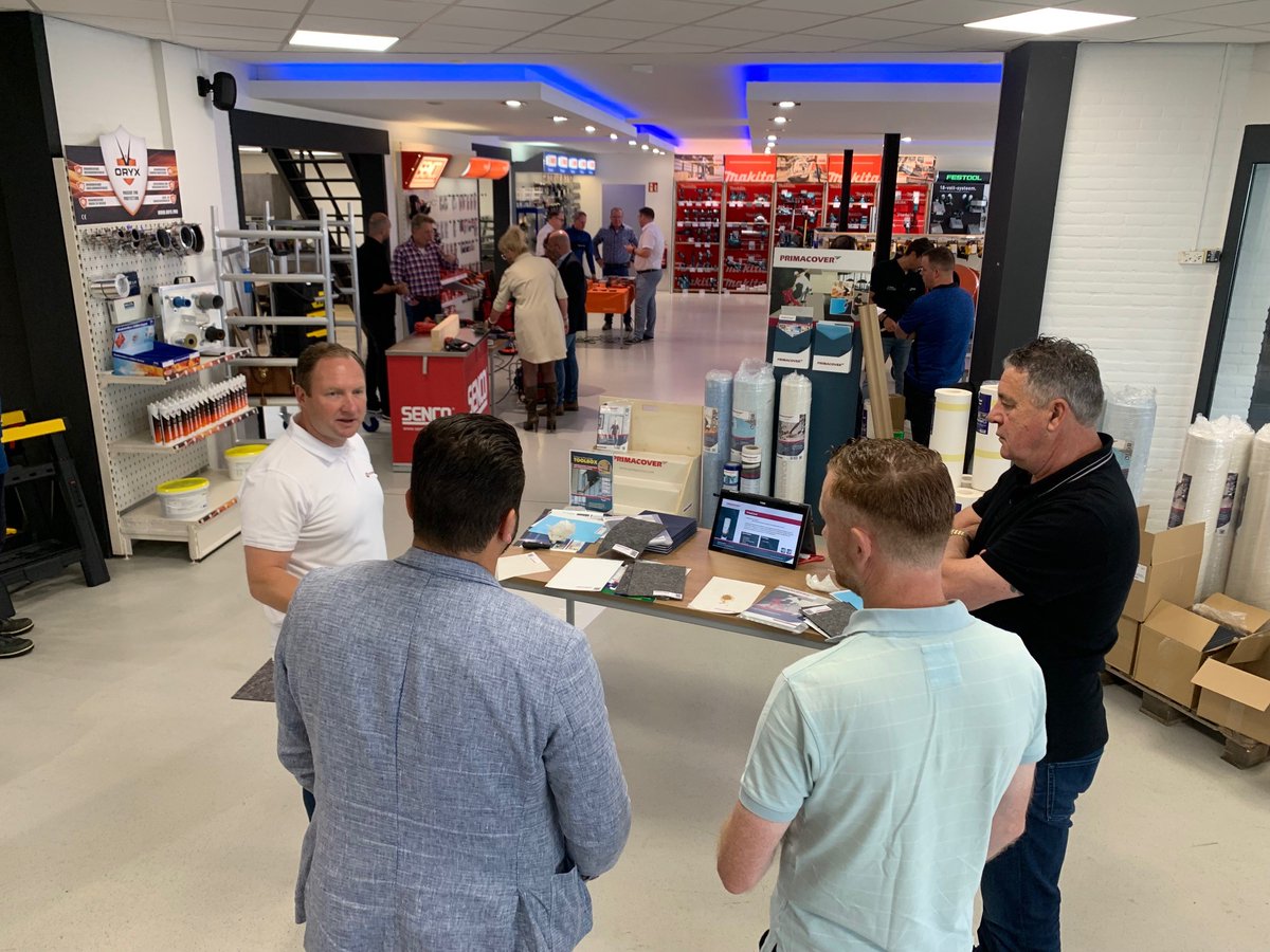 BurghouwtBV's tweet photo. Vandaag krijgen Burghouwt medewerkers verschillende trainingen van SENCO, Primaverde, Bostik &amp; Fein op onze vestiging in Den Bosch.

Aan alle aanwezige leveranciers, bedankt voor deze leerzame dag! https://t.co/ANG3hEiej5