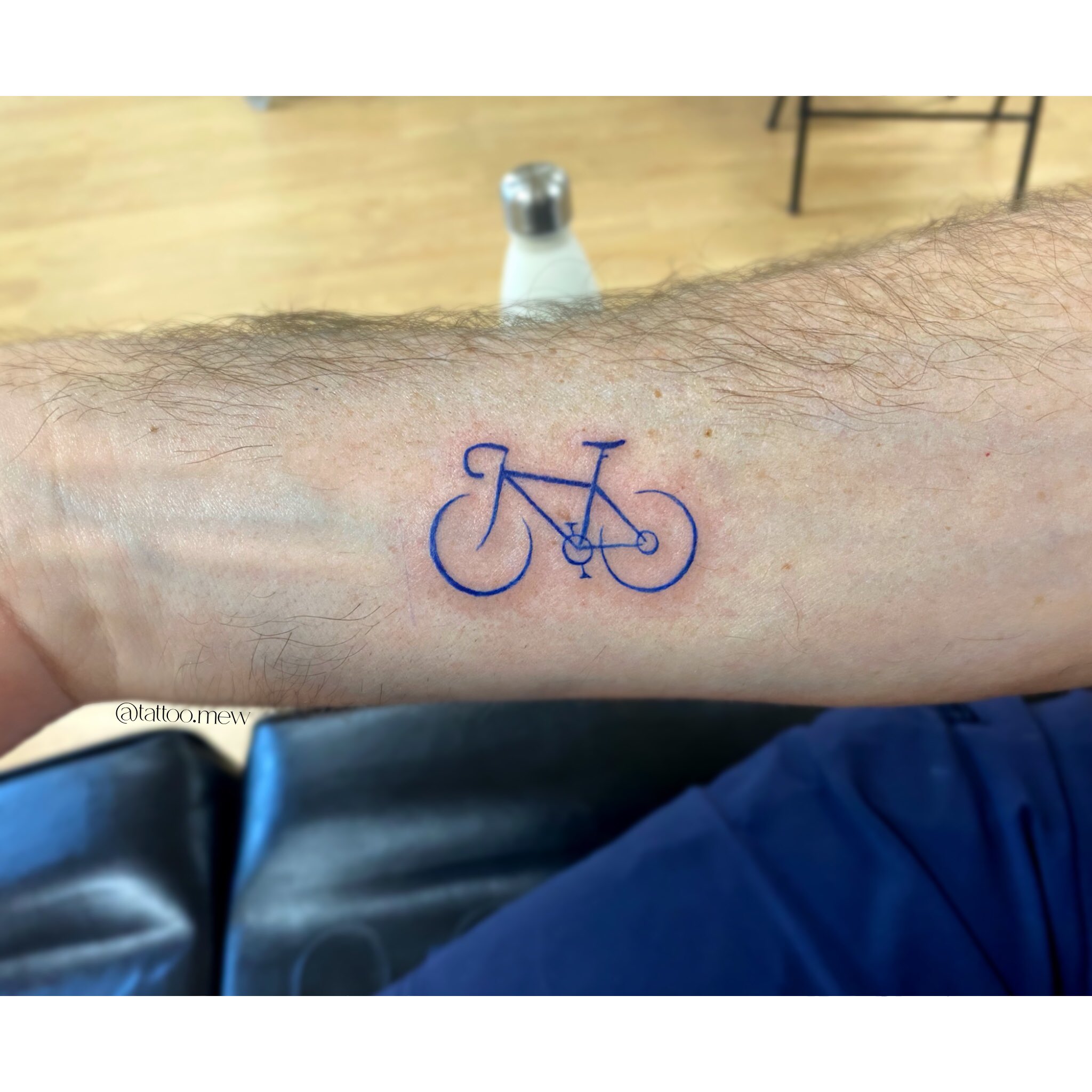 Premium Photo | Bicycle tattoo design Generative AI