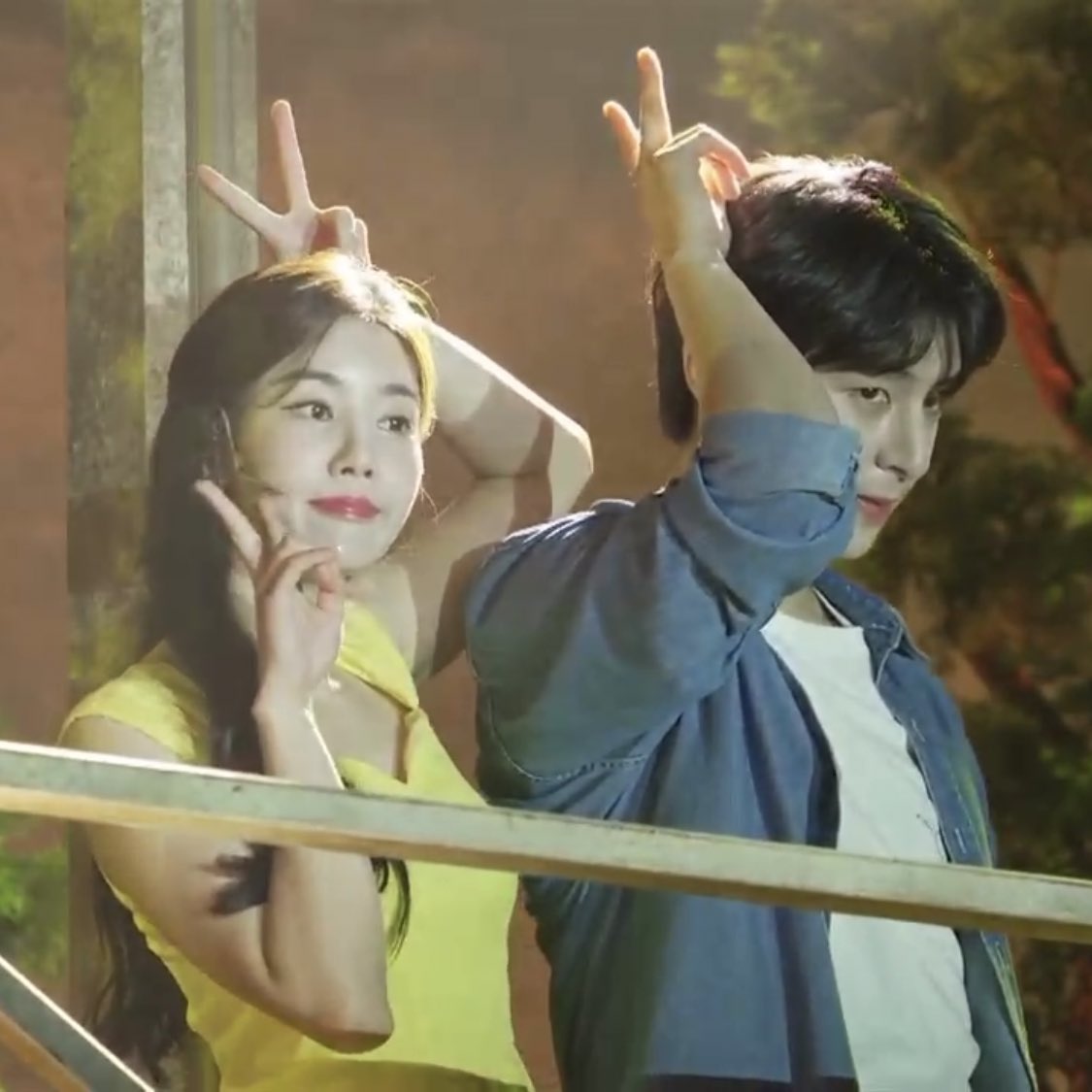 JeonMINAm202629's tweet photo. thank you for working hard 🐰🐰

#와이 #권은비 #울림두토끼_다음에또만나자 https://t.co/S4TaBZEbNU
