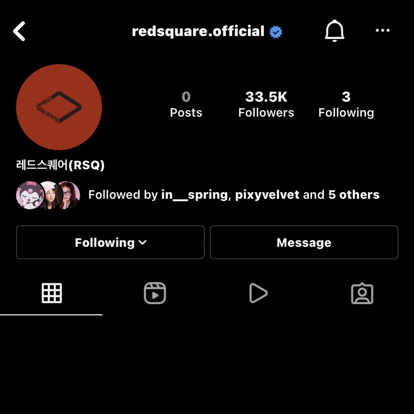 GimbapBlog2's tweet photo. Les #RedSquare ont supprimΓ© tous leurs posts sur instagram et le compte du groupe ne suit plus qu'#Ari, #ChaeA et #Green. https://t.co/g36dIGmWUK