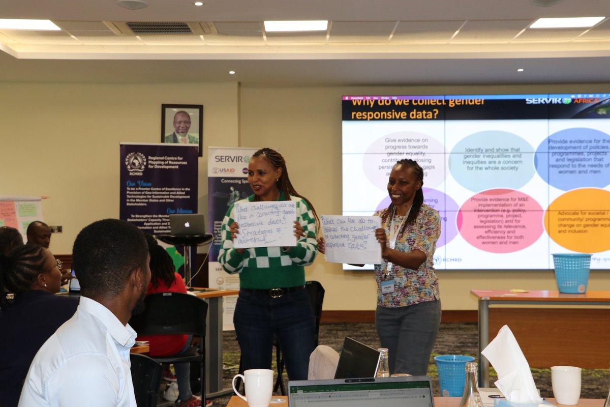 RCMRD_'s tweet photo. #GAIINSProject
Gaining from #GAIINS. Presentations on ensuring data is collected in an inclusive ans equitable manner and communicating back to farmers and other stakeholders. #GAIINSProject https://t.co/CZtLeqryJd