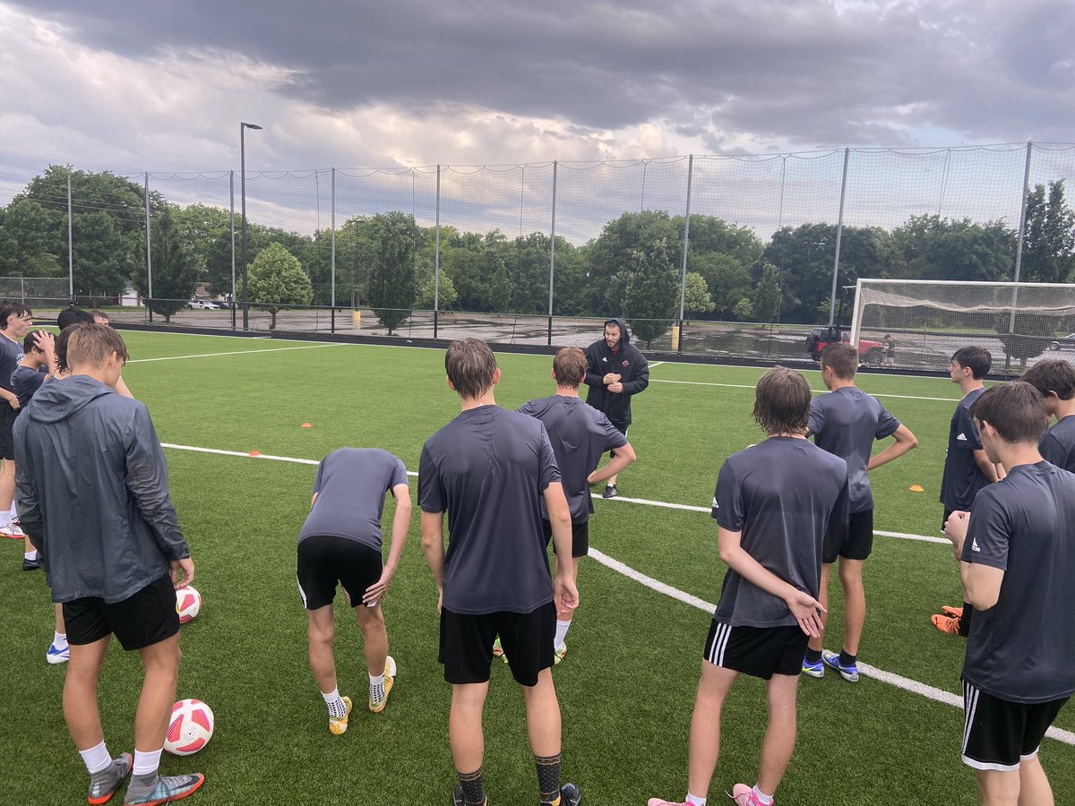 LHS_lionssoccer's tweet photo. A little rain can’t stop us from getting better today! Great turnout for our 7am summer session. Love the energy and attitudes of these athletes.

#HFST 🦁🔴⚽️⚫️ https://t.co/DTcF7Ez0gu