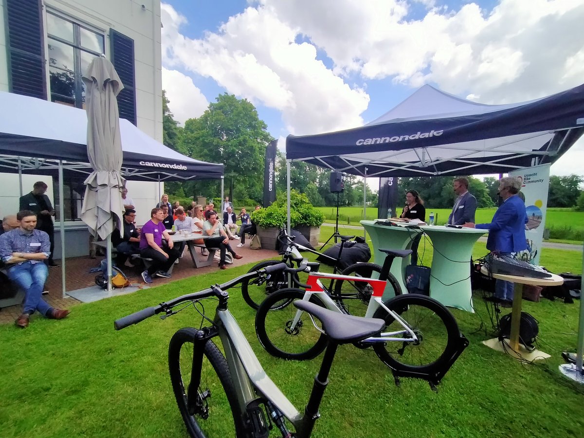 UtrechtBikeComm's tweet photo. Wij zijn nog even aan het nagenieten van onze bijeenkomsten bij Cannondale in Woudenberg ✨ https://t.co/RP9QL787du
