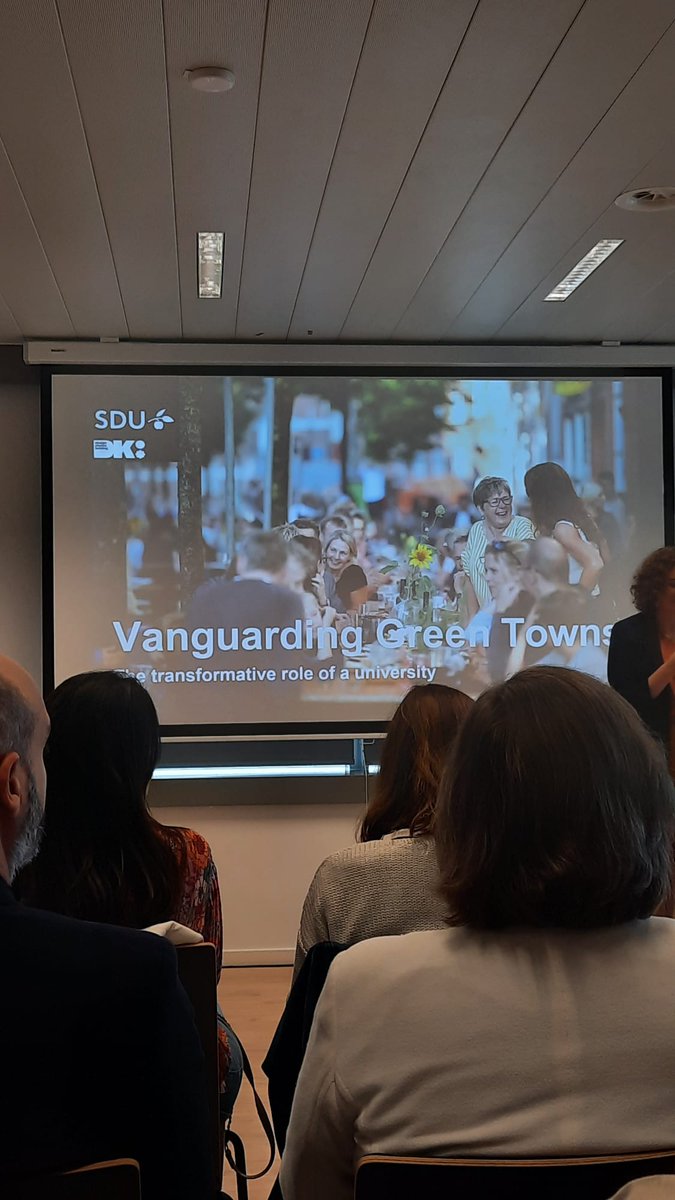 FRCTAzores's tweet photo. #EUDesignDays side event of @ERRINNetwork at the #NEB 🙌
#FRCTAzores guests,@SofiaCBotelho & João Costa, will be able to discuss and create networking moments with different experts on design & creativity for innovation, to gather new partners and synergies for the region. https://t.co/D1tsP6mMMD