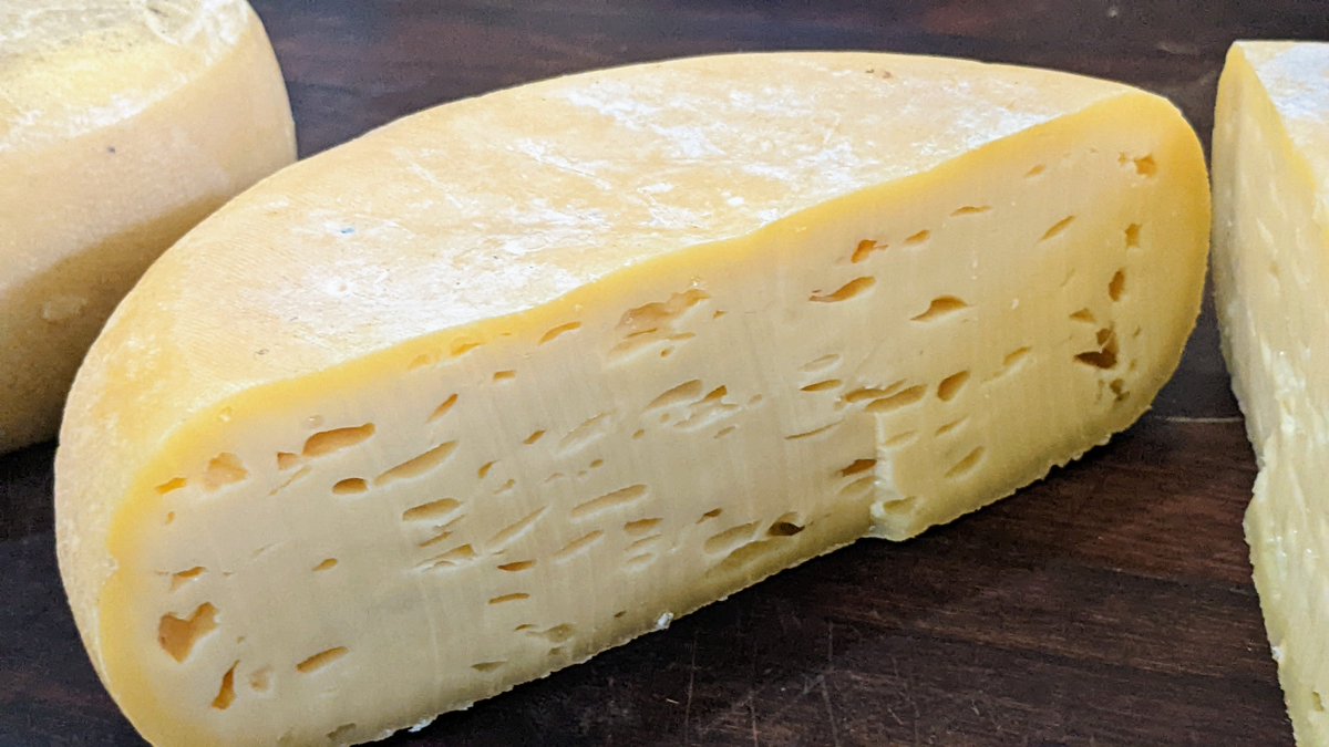 WFPDRC's tweet photo. Du fromage 🧀 produit dans le 📍Masisi & consommé à 📍 #Goma -- un bel exemple de gastronomie durable #madein243❗️
#congo 🇨🇩 #SustainableGastronomy #food @WFPDRC #FoodSystems https://t.co/l3YR2xbOkL
