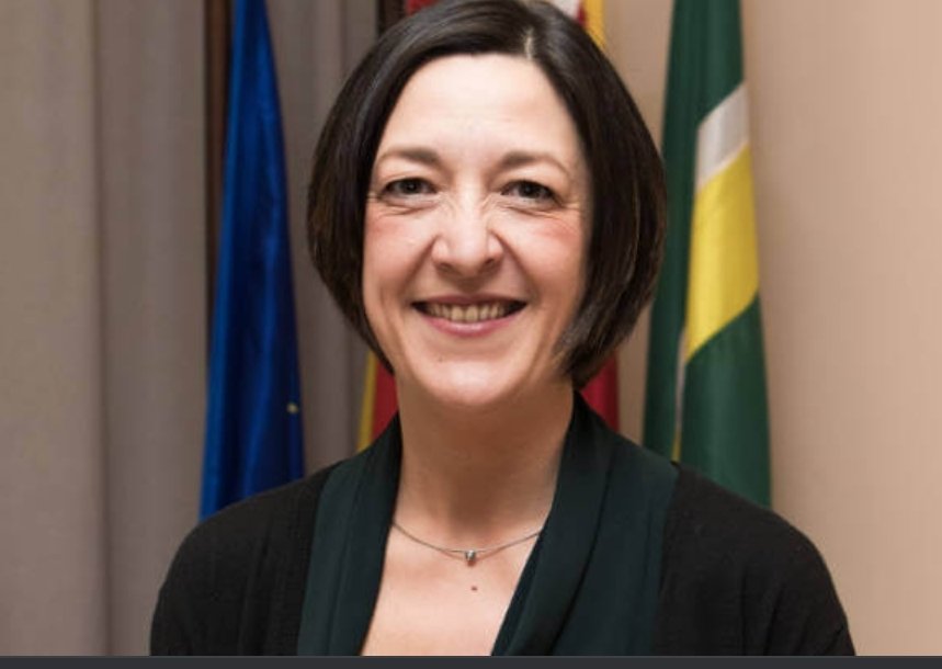SalsipuedesL's tweet photo. #elinformer 📢 #VilanovadelCami
Vamos a presentar en sociedad a este personajillo 👇. Noemi Trucharte Cervera, de profesión : letrada frustrada 😤, alcaldesa @ajvilanovacami, trepa profesional @socialistes_cat, (aunque ha picado a la puerta de todos los partidos locales) 👇 https://t.co/OvYtxikDFI