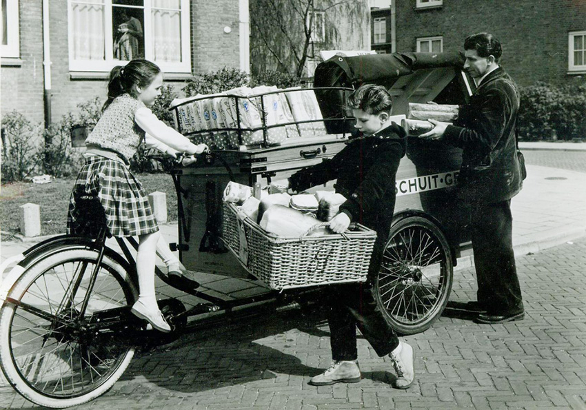 EngineerDustin's tweet photo. Historical cargo bikes https://t.co/oNc1RW0Tr0