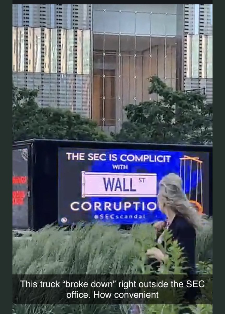 $AMC 🔥🔥🔥This Is Perfect 🔥🔥🔥 The Truck Conveniently Broke Down In Front Of The SEC🔥  Lady Walking By Checking Out The Scandal🔥#SECisComplicit #SEC #SECscandal