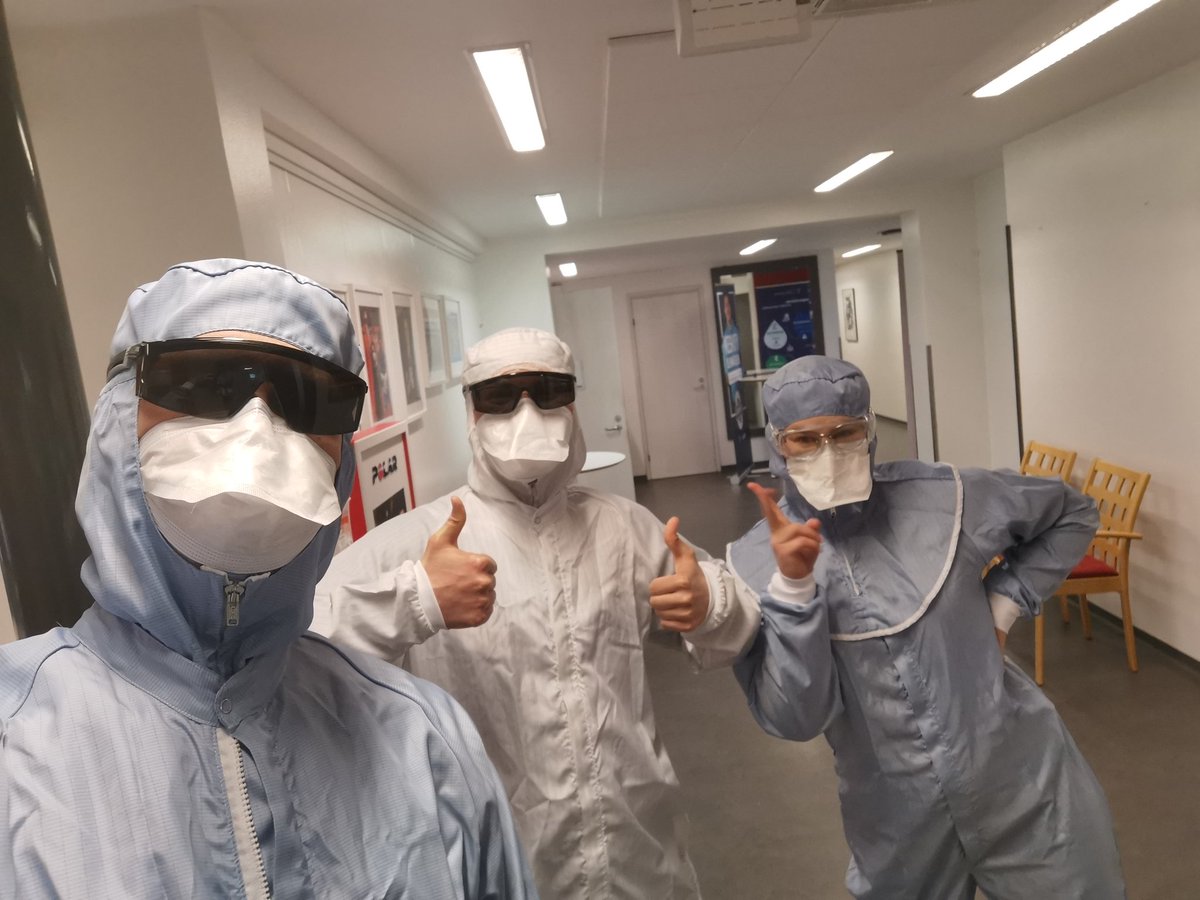 tomiryynanen's tweet photo. Ready for a catwalk... or telling to @coeboc colleagues what we do in the cleanroom. @coeboc @TampereUni @TampereUniMET #TampereIAS #cleanroom https://t.co/jGjCELsdsR