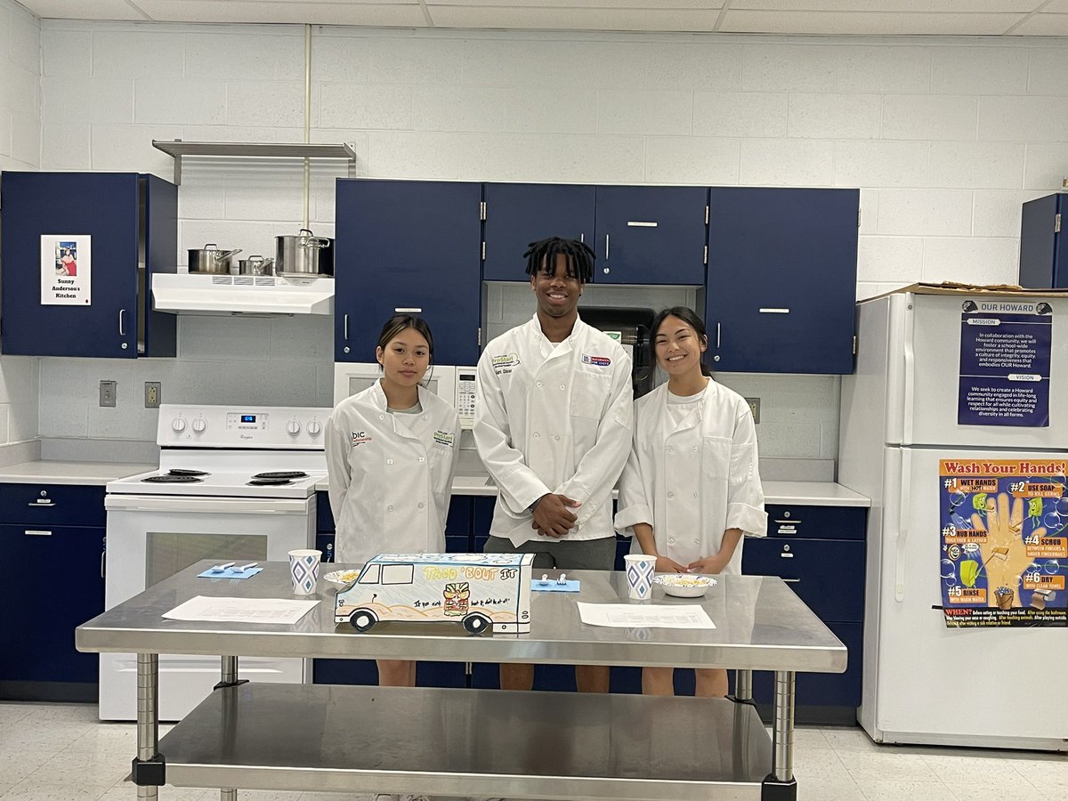 msjenpatterson's tweet photo. Such good presentations (and food!) this morning from the @hcpss_hohs culinary class! https://t.co/cIlMESOHv3