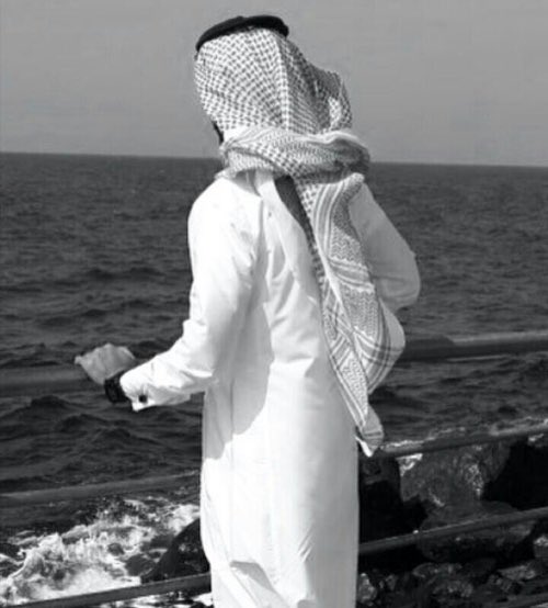 BenMerbih's tweet photo. عـاشــق وأطالب
بالمبادئ والأخلاق ..!
.
بالفضل و الإحسان ..
للحــق ، سقني .
.
حكّم ضميرك ، 
يا هوى كل عشّاق ..
.
خذ ما لحقك ..
وعطني اللي لحقني .
.
.
#عبدبن_مربح
#يوم_الجمعه https://t.co/80vhYJiPJm