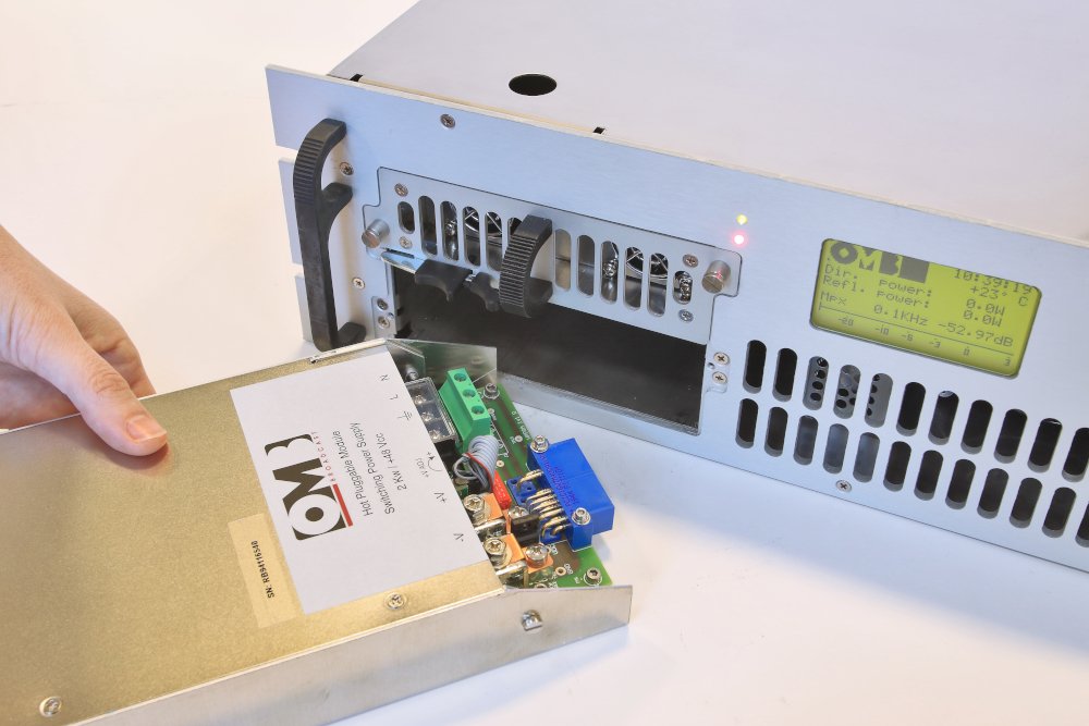 OMBBroadcast's tweet photo. ��� We make thinks easier for you 📡
#FM #HighEffiency #transmitter 2KW compact.
#Radio #Television #technology #Spain #IBCShow #IBC2022 https://t.co/4vYzG0UbQj