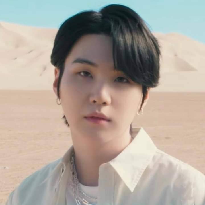 Andyyyooo's tweet photo. quota ka na today 민윤기씨 https://t.co/qCVXUd21vl