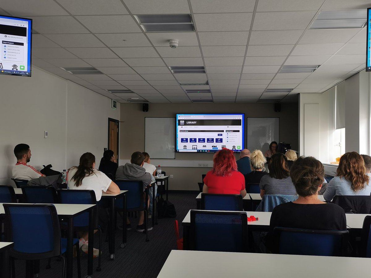 Latest cohort of <a href="/acp_uhdb/">UHDB ACPs</a> ACPs 🔴❤️🔴 continuing induction and building links between <a href="/UHDBTrust/">University Hospitals of Derby and Burton NHS FT</a> and <a href="/DerbyUni/">University of Derby</a>.

Pulling together the acemdemic 👨🏻‍🎓👩🏾‍🎓 and work based 👨🏾‍⚕️👩‍⚕️ elements of developing ACPs across the 4 pillars of Advanced practice 🏛️🩺
#4pillars #apprenticeships