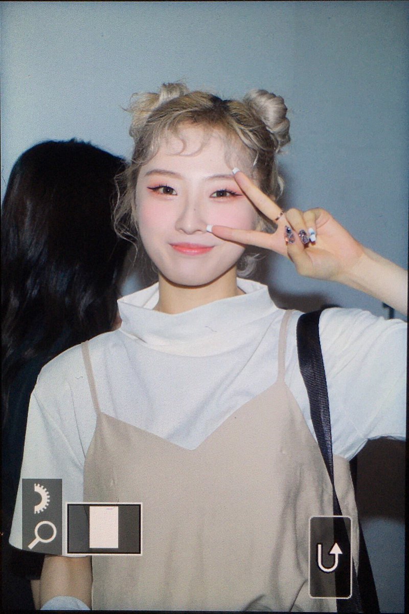 paperplane_hs's tweet photo. 220610 뿌까슬 #이달의소녀 #LOONA #하슬 #HaSeul https://t.co/VTaHPBuW4L