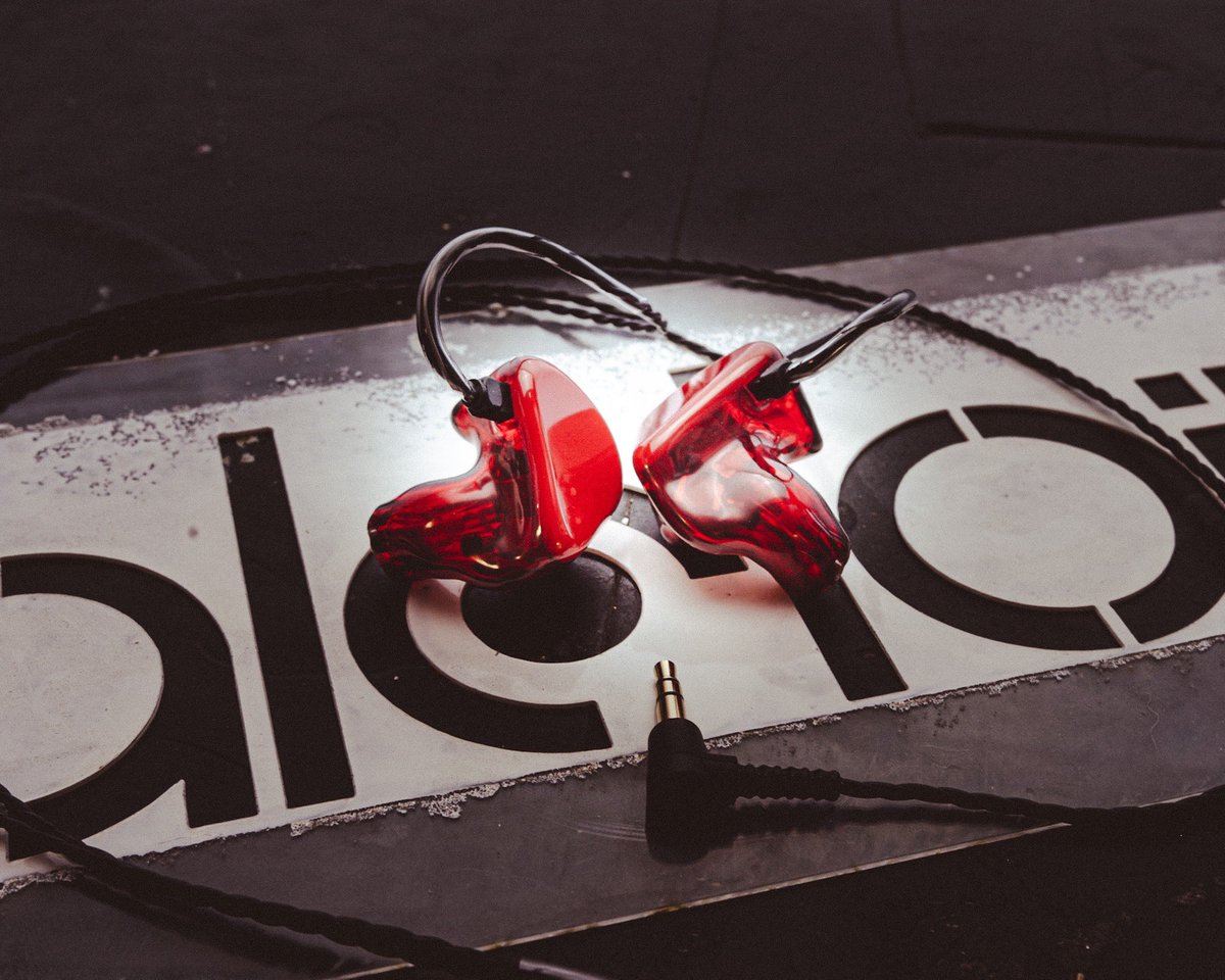 AlclairAudio's tweet photo. Who’s rockin’ our Tour Triple Model?! What do you love about them?
The Tours are perfect for any musician who needs reliability and performance on any sized stage.
#alclair #livealclair #inearmonitors #custominears #ciem #iems #alclairfamily https://t.co/XODCfXstA7