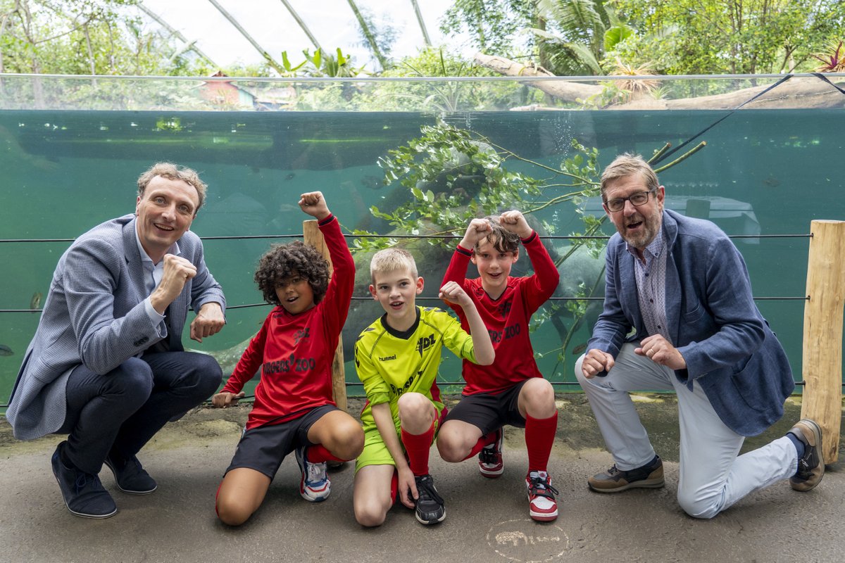 Arnhems grootste voetbalvereniging Volharding Doet Zegevieren (VDZ) en Koninklijke Burgers’ Zoo kondigen trots aan dat het Arnhemse dierenpark het hoofdsponsorschap van de jeugdopleiding met minimaal vijf jaar verlengt! ⚽️