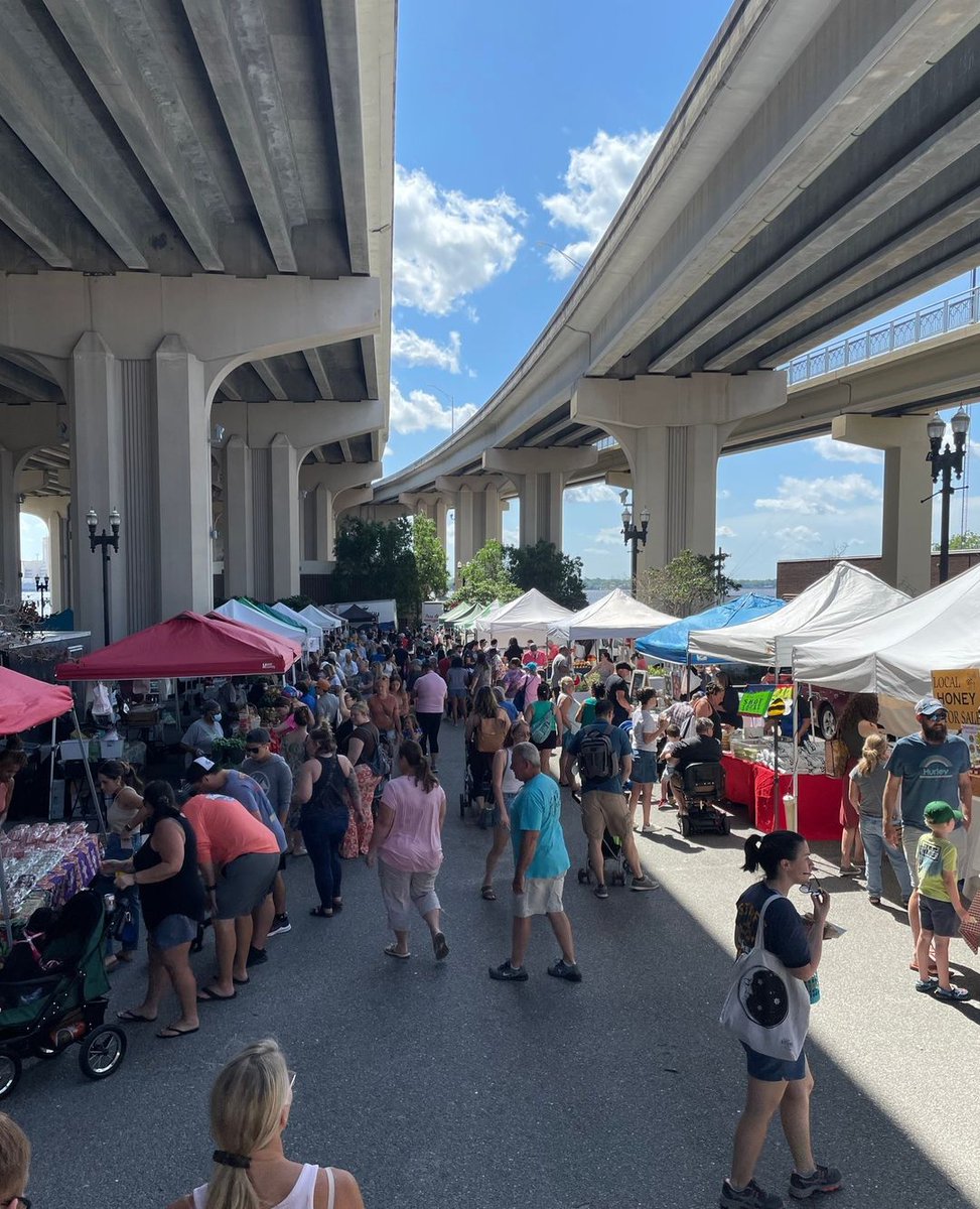 Riverside Arts Market
Stay loyal to local at the @RAMJacksonville! Expect food, vendors, and entertainment!
📸 : @riversideartsmarket