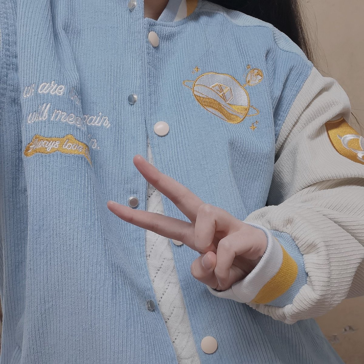 yikanbi's tweet photo. [ PH GO / WW ]

EXO-L BASEBALL JACKET

Deadline of Payment: 1 JULY 7PM
Order Link&amp;Details: https://t.co/yHxEeMjXBy https://t.co/ebkXjsfVVg