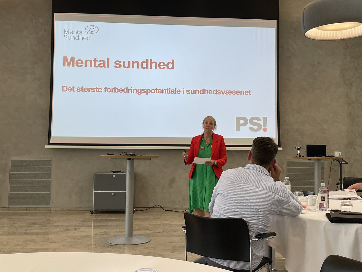LoneHolms's tweet photo. @kristensenps @TKHollmann Til lykke til PS med de 20 år. Vigtig slutpointe, at den mentale sundhed hos sundhedsprof. er så afgørende for kvalitet og patientsikkerhed i sundhedsvæsenet. Uden psykologisk tryghed vil stress og medarbejderflugt kun gå den gale vej @kristensenps @katrine_kirk_67 https://t.co/WXBgcjzviN