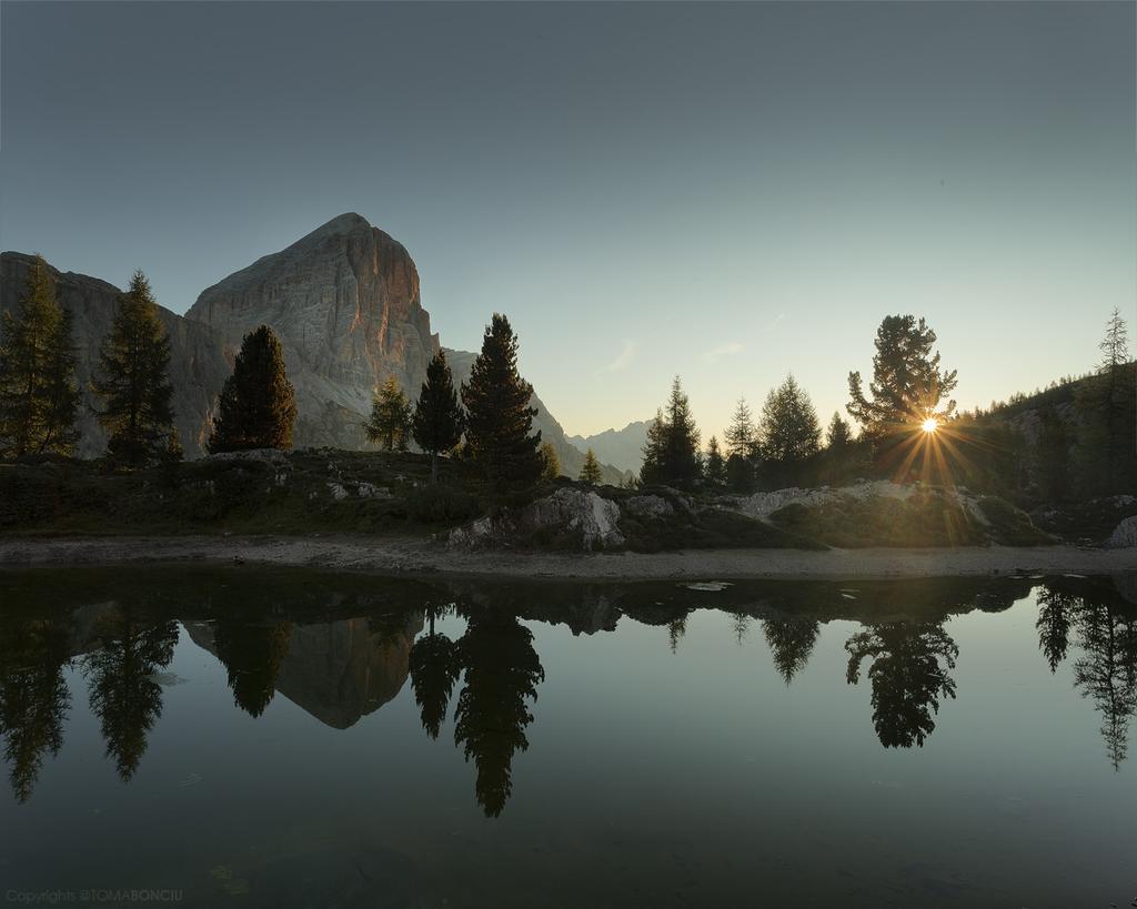 Two spots available for the Dolomite Photo Tour from September 14-20. Price is 1300EURO/person (includes single room occupacy with breakfast) Send a message for more details or if you want to join. Thank you! #landscapephotography #dolomites #photography