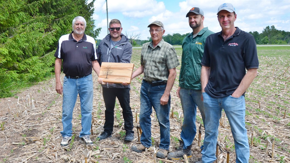 We are excited to announce that Denys Farms Inc. – Jim, Dan and Mike Denys, of the Parkhill area, is the 2022 Conservationist of the Year Award winner. Congratulations, Dan, Mike, and Jim! Well done. Learn more: abca.ca/post/?ID=1313
