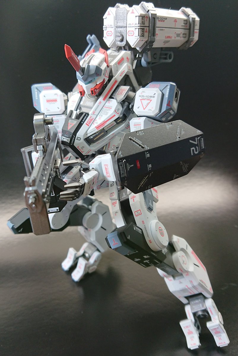 DriverMaximum's tweet photo. #境界戦機 のプラモデルもいいぞ٩(๑´囗`๑)۶ #ガンプラ 難民はどこでも売ってる境界戦機も作ってみ？ほらほら遠慮しないで(*´罒`*)

 #ビャクチ
 #メイレスジョウガン https://t.co/MlS9eirRcP